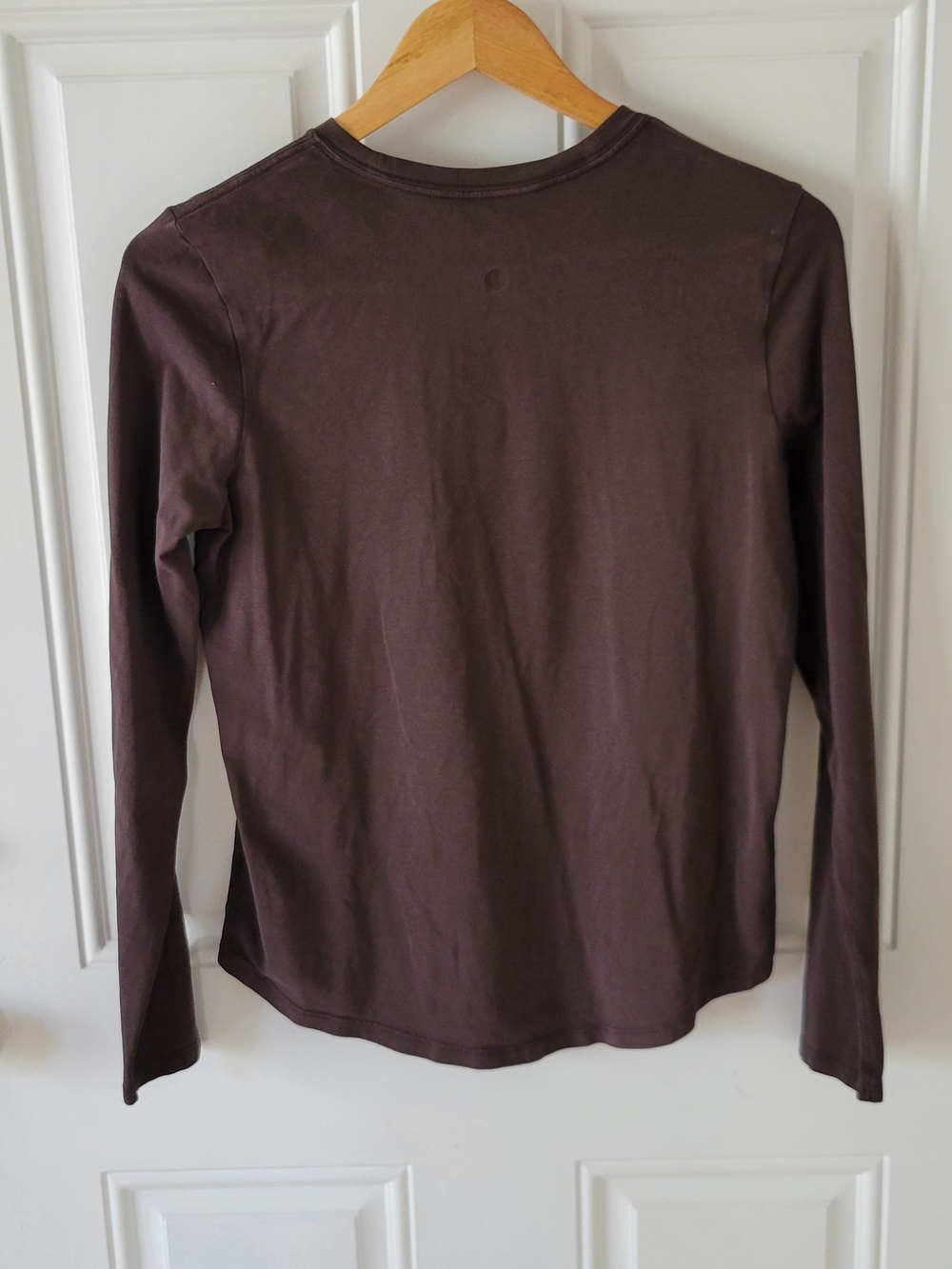 Lululemon Long-Sleeve Crew Neck Shirt - Brown